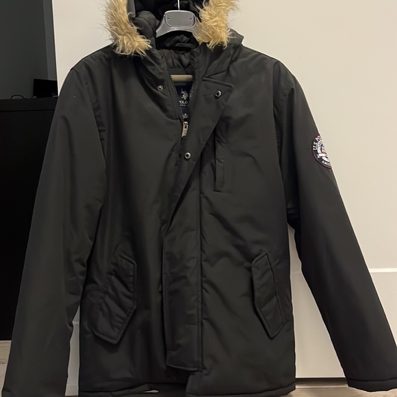 Black Jacket - Picture 6 of 7